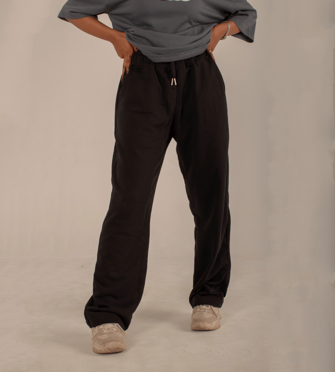 Black Sweatpants wide leg - Underrated store
